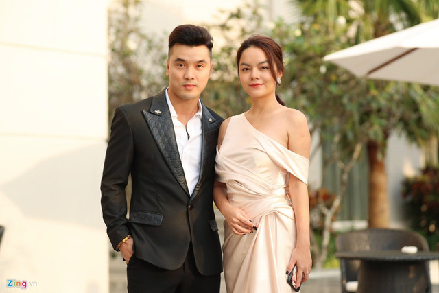 Nha Phuong, Ai Phuong an mac cuc goi cam du cuoi Dong Nhi, Ong Cao Thang-Hinh-11