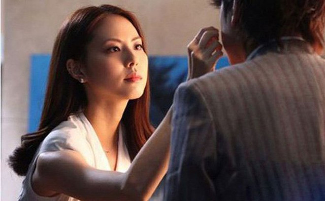 Người vợ lao vào anh thợ xây bụi bặm như con thiêu thân vì chồng quá... thư sinh Nguoi vo lao vao anh tho xay bui bam nhu con thieu than vi chong qua... thu sinh