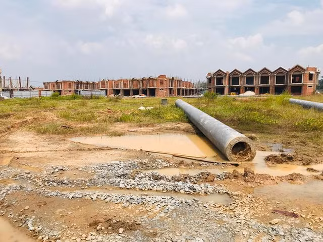 Binh Duong: Chu du an ban 'lui' mot noi roi du khach lay dat mot neo-Hinh-2