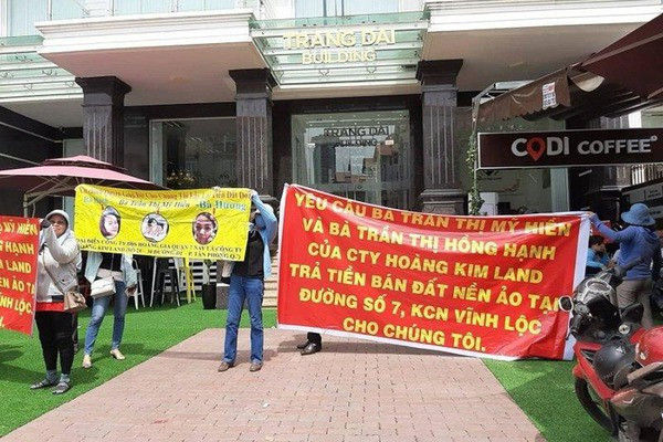 Những vụ lừa đảo bán dự án 'ma' gây nhiễu loạn thị trường bất động sản - Hình 3 Nhung vu lua dao ban du an 'ma' gay nhieu loan thi truong bat dong san-Hinh-3