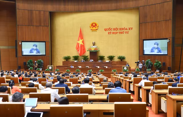 Vo hoac chong co the bi lao dong cong ich neu cuong ep quan he tinh duc