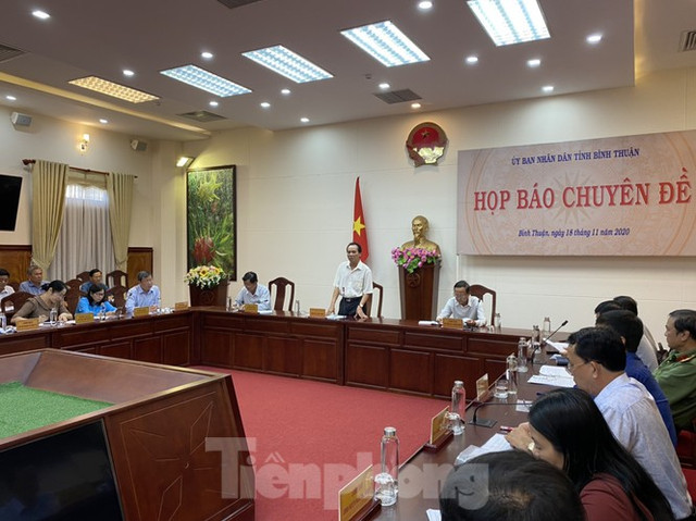 Bình Thuận nói gì về loạt dự án giao 'đất vàng' không qua đấu giá? Binh Thuan noi gi ve loat du an giao 'dat vang' khong qua dau gia?
