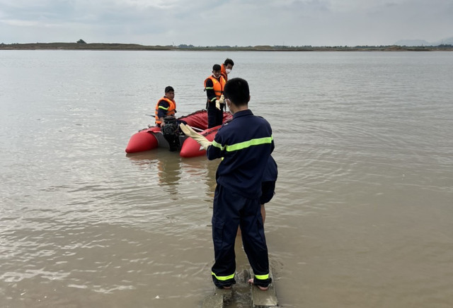 Người đàn ông để lại thư tuyệt mệnh '11 năm đi 2 miếng đất' rồi tự tử Nguoi dan ong de lai thu tuyet menh '11 nam di 2 mieng dat' roi tu tu