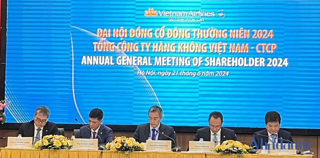 Vietnam Airlines kỳ vọng hết năm 2025 khắc phục xong vấn đề âm vốn chủ sở hữu Vietnam Airlines ky vong het nam 2025 khac phuc xong van de am von chu so huu
