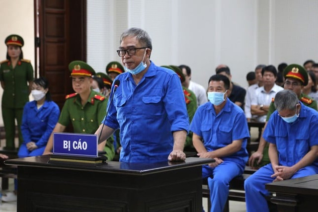 Cựu Giám đốc Công an tỉnh Hải Phòng Đỗ Hữu Ca được giảm 3 năm tù Cuu Giam doc Cong an tinh Hai Phong Do Huu Ca duoc giam 3 nam tu