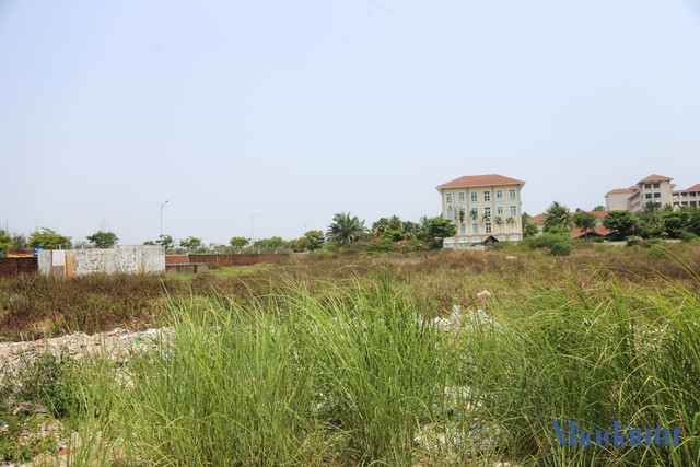 Bên trong khu du lịch biển liên quan đến Vũ 'nhôm' bỏ hoang nhiều năm - Hình 7 Ben trong khu du lich bien lien quan den Vu 'nhom' bo hoang nhieu nam-Hinh-7