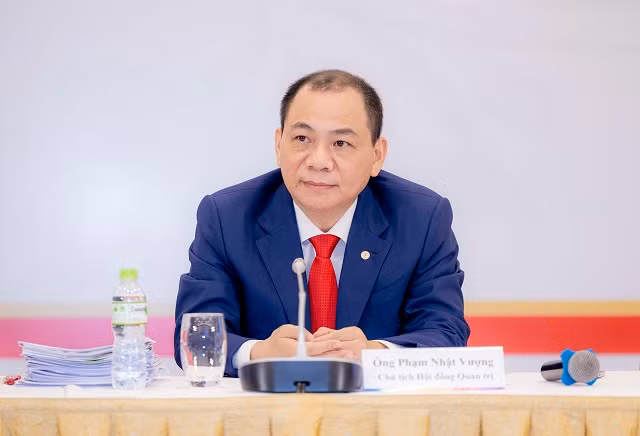 Chu tich VINGroup Pham Nhat Vuong: VinFast la su menh, la danh du