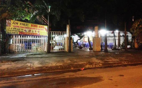 Tuyến đường TA19, Thới An, quận 12 bị phong tỏa hoàn toàn suốt đêm qua (17/10).