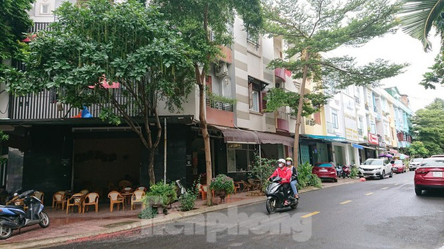 Ngang nhiên xẻ đất 'vàng' xây nhà bán trái phép - Hình 4 Ngang nhien xe dat 'vang' xay nha ban trai phep-Hinh-4