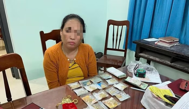 20 lan mang vang gia di cam co, nu quai thu ve hon 200 trieu dong