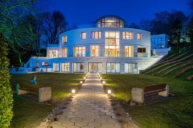 Soi siêu biệt thự có giá hơn nghìn tỷ Soi sieu biet thu co gia hon nghin ty