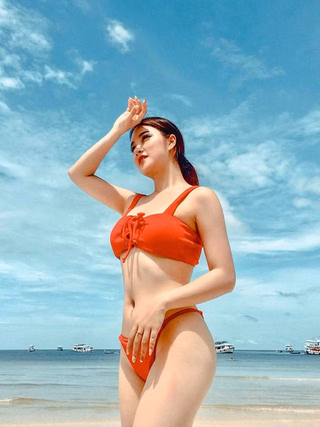 4 nu co dong vien bong da dep hon hotgirl, mac do cuc nong bong-Hinh-3