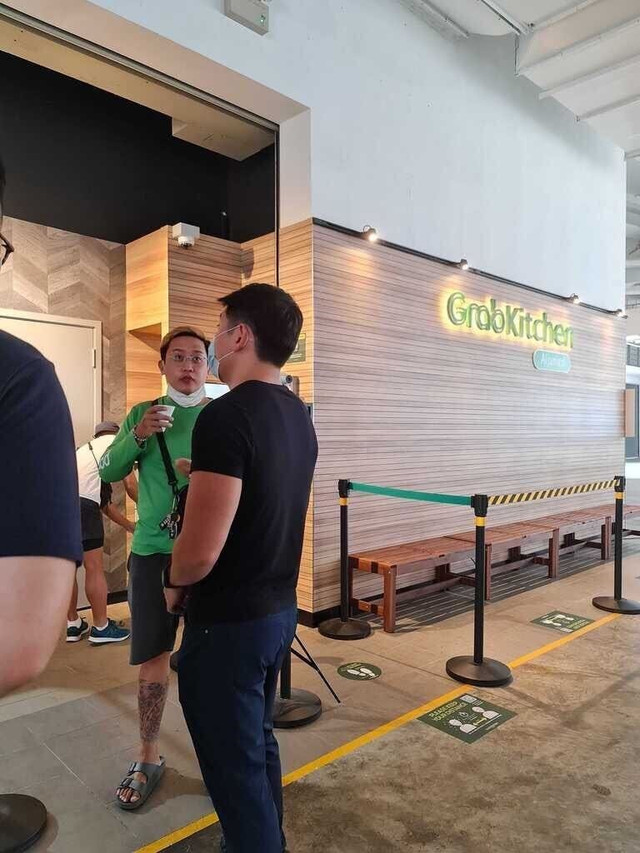 CEO kỳ lân Grab: Một ngày vô cùng bận rộn nhưng vẫn dành thời gian cho 4 con - Hình 9 CEO ky lan Grab: Mot ngay vo cung ban ron nhung van danh thoi gian cho 4 con-Hinh-9