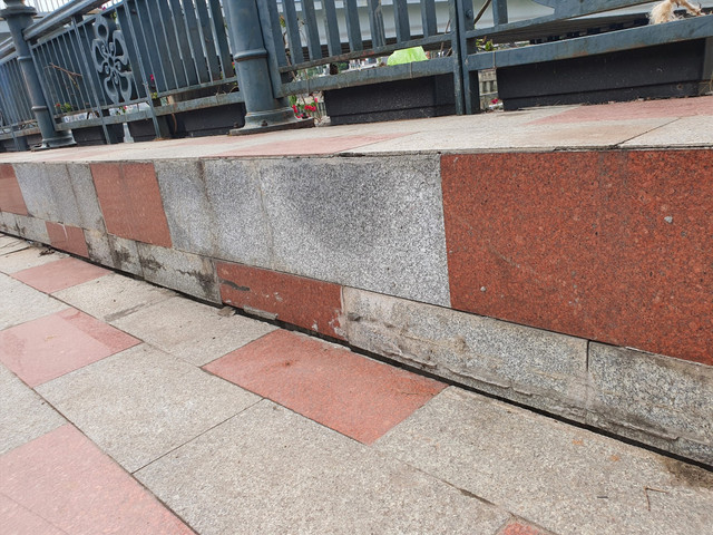 Dự án chỉnh trang sông Tam Bạc chưa bàn giao, quyết toán nhưng đã hư hỏng - Hình 14 Du an chinh trang song Tam Bac chua ban giao, quyet toan nhung da hu hong-Hinh-14