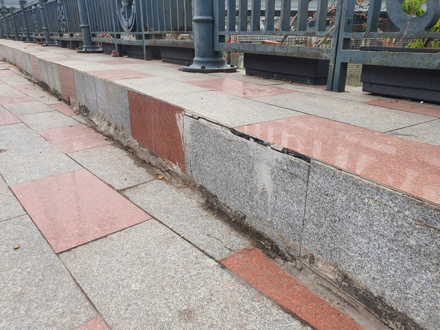 Dự án chỉnh trang sông Tam Bạc chưa bàn giao, quyết toán nhưng đã hư hỏng - Hình 18 Du an chinh trang song Tam Bac chua ban giao, quyet toan nhung da hu hong-Hinh-18