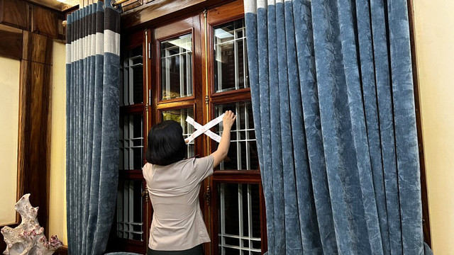 Cưỡng chế kê biên biệt thự của cựu Tổng giám đốc Công ty Nam Triệu - Hình 2 Cuong che ke bien biet thu cua cuu Tong giam doc Cong ty Nam Trieu-Hinh-2