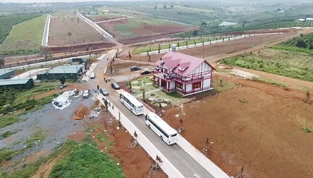 Đà Lạt mạnh tay xử lý phương tiện chở vật liệu cho công trình xây dựng không phép Da Lat manh tay xu ly phuong tien cho vat lieu cho cong trinh xay dung khong phep