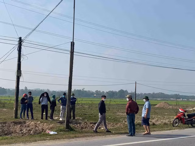 'Co' dat khuay dong lang que Ha Tinh, vai ngay lai 'bay sach'-Hinh-3