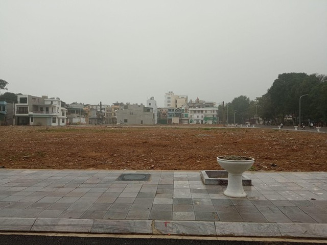 Giao Công an bảo đảm cuộc đấu giá khu đất 'vàng' giá khởi điểm 222 tỷ ở Sầm Sơn Giao Cong an bao dam cuoc dau gia khu dat 'vang' gia khoi diem 222 ty o Sam Son