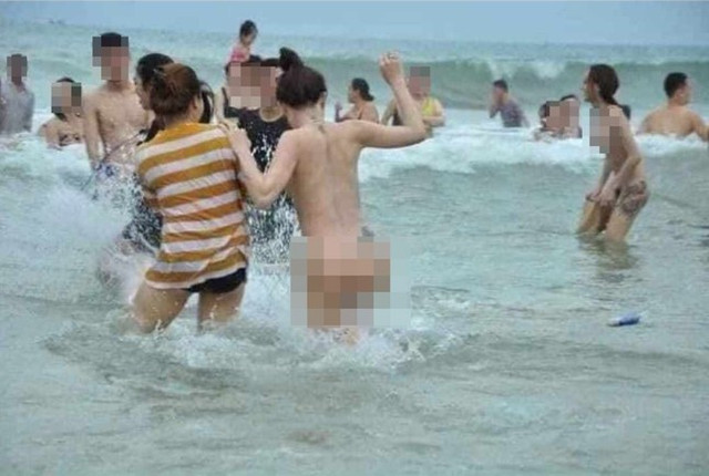 Thuc hu hinh anh ‘nu du khach khoa than’ tam bien Sam Son