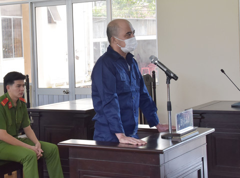 Gã đàn ông ở miền Tây dùng xăng thiêu sống người tình Ga dan ong o mien Tay dung xang thieu song nguoi tinh