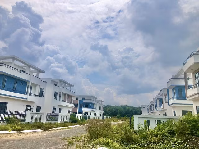 Can canh 500 can biet thu xay khong phep cua Cong ty co phan dau tu LDG o Dong Nai-Hinh-14