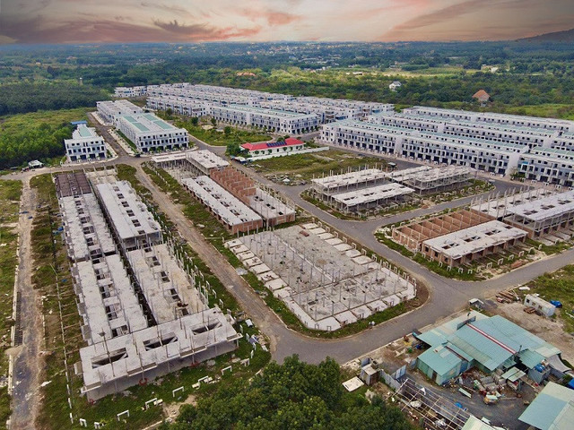 Cận cảnh 500 căn biệt thự xây không phép của Công ty cổ phần đầu tư LDG ở Đồng Nai - Hình 16 Can canh 500 can biet thu xay khong phep cua Cong ty co phan dau tu LDG o Dong Nai-Hinh-16