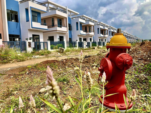 Cận cảnh 500 căn biệt thự xây không phép của Công ty cổ phần đầu tư LDG ở Đồng Nai - Hình 7 Can canh 500 can biet thu xay khong phep cua Cong ty co phan dau tu LDG o Dong Nai-Hinh-7