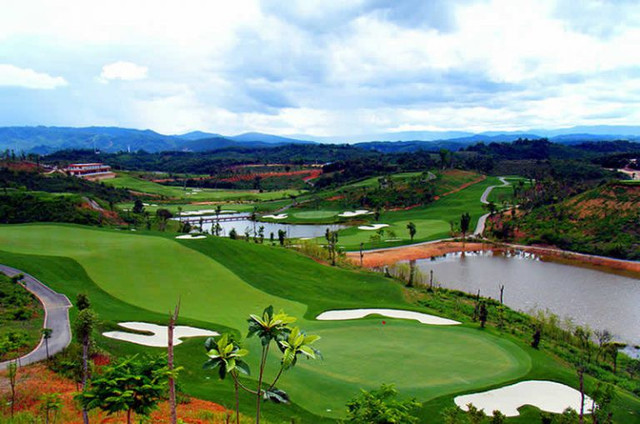 VinaCapital Đà Nẵng - Chủ sân golf 1.200 tỷ đồng là ai? VinaCapital Da Nang - Chu san golf 1.200 ty dong la ai?