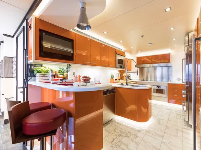 Can canh du thuyen ma vang co gia hon 700 ty dong-Hinh-6