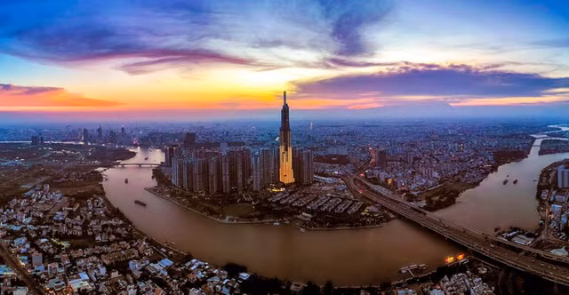 HoREA: Nhieu doanh nghiep bat dong san phai vay nong de tra luong, lai ngan hang