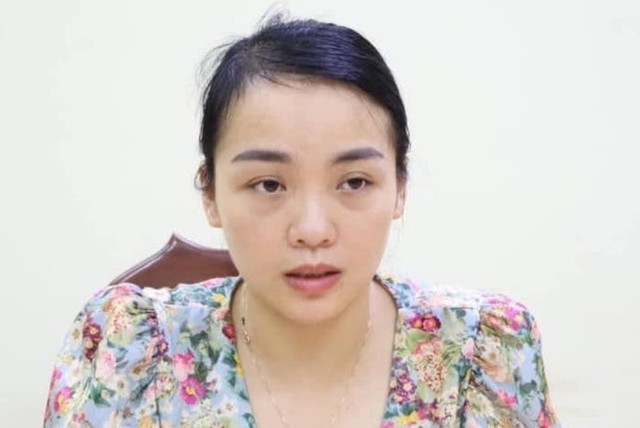 Người phụ nữ xinh đẹp chạy SH cướp tập tiền tại cây xăng Nguoi phu nu xinh dep chay SH cuop tap tien tai cay xang