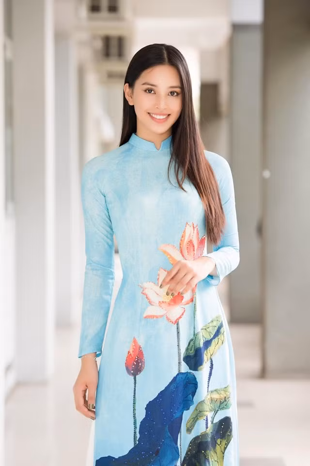 A hau Tuong San mac bikini nong bong, khoe ve goi cam chet nguoi-Hinh-6