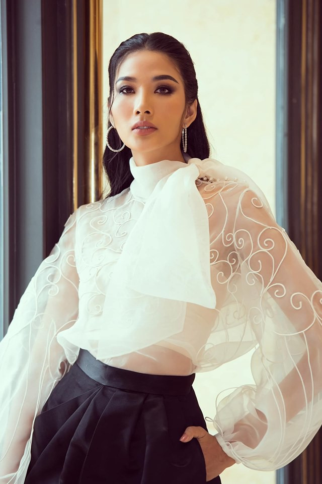 Á hậu Tường San mặc bikini nóng bỏng, khoe vẻ gợi cảm chết người - Hình 5 A hau Tuong San mac bikini nong bong, khoe ve goi cam chet nguoi-Hinh-5