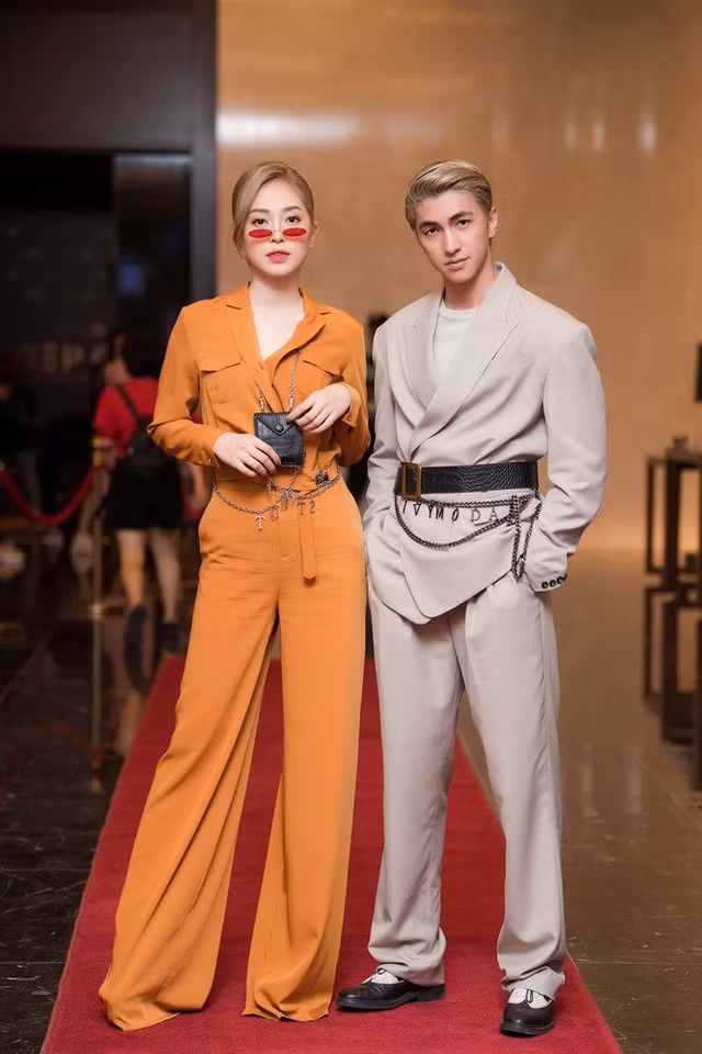 Nha Phuong mac ao tre nai khoe vong mot goi cam-Hinh-11