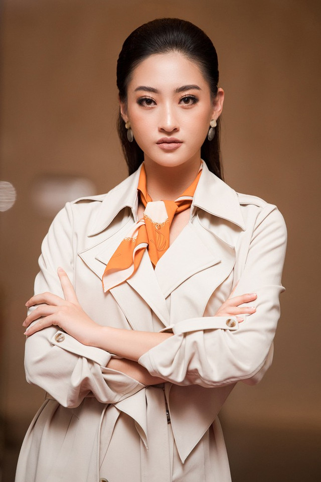 Nhã Phương mặc áo trễ nải khoe vòng một gợi cảm - Hình 8 Nha Phuong mac ao tre nai khoe vong mot goi cam-Hinh-8