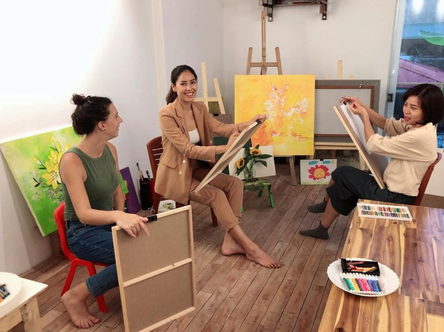 Minh Tú khoe trọn vòng ba nóng bỏng mắt, khiêu khích cùng cực - Hình 14 Minh Tu khoe tron vong ba nong bong mat, khieu khich cung cuc-Hinh-14