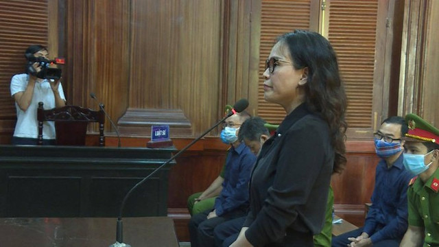 Án nào cho cựu Phó Chủ tịch Nguyễn Thành Tài và 4 đồng phạm trong hôm nay? - Hình 4 An nao cho cuu Pho Chu tich Nguyen Thanh Tai va 4 dong pham trong hom nay?-Hinh-4