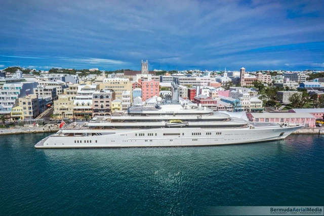 Tỷ phú Nga Roman Abramovich sở hữu những du thuyền triệu đô nào? - Hình 3 Ty phu Nga Roman Abramovich so huu nhung du thuyen trieu do nao?-Hinh-3