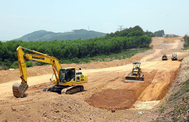Cho phép chỉ định thầu trong việc thực hiện dự án cao tốc Bắc - Nam Cho phep chi dinh thau trong viec thuc hien du an cao toc Bac - Nam