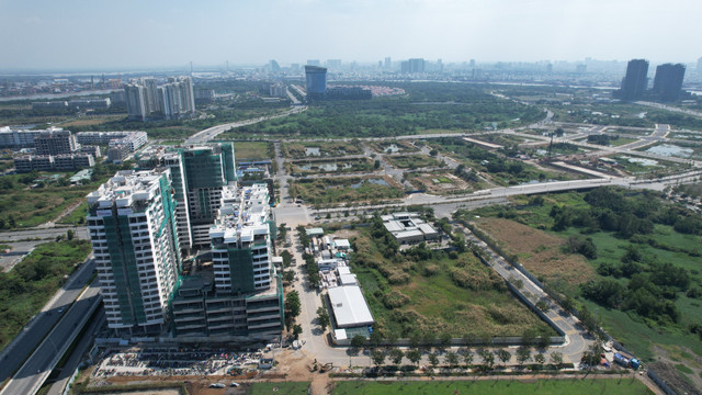 Doanh nghiệp bất động sản lo 'chết trên đống tài sản' Doanh nghiep bat dong san lo 'chet tren dong tai san'