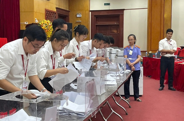 Vì sao đấu giá đất ở Hà Nội vẫn 'nóng'? - Hình 2 Vi sao dau gia dat o Ha Noi van 'nong'?-Hinh-2