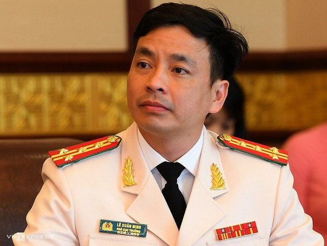 Giám đốc Công an không phải người địa phương: Chặn ê kíp, sân sau Giam doc Cong an khong phai nguoi dia phuong: Chan e kip, san sau