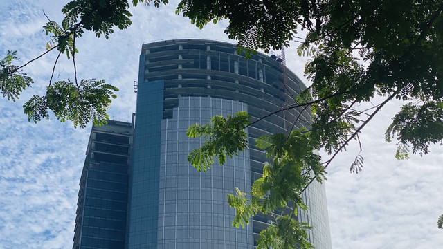 Cao ốc 'đắp chiếu' nhiều năm làm xấu bộ mặt trung tâm Sài Gòn - Hình 7 Cao oc 'dap chieu' nhieu nam lam xau bo mat trung tam Sai Gon-Hinh-7
