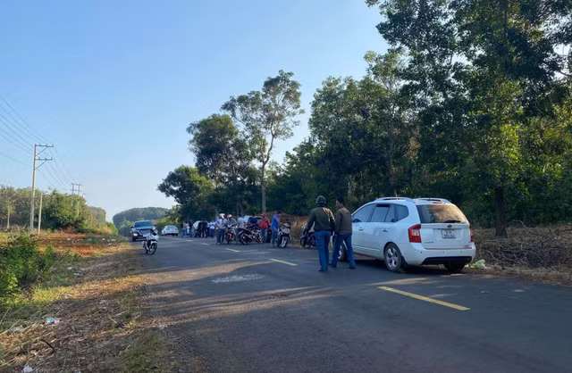 'Co' day gia dat o Binh Phuoc len cao an theo du kien de an san bay Tec Nic