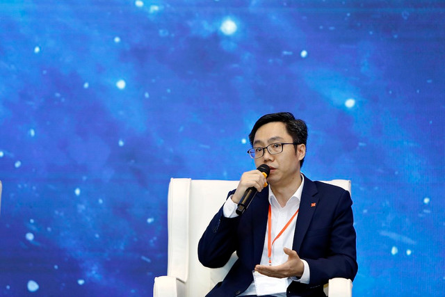 Công ty chứng khoán và quỹ đầu tư đang chọn nhóm cổ phiếu nào? Cong ty chung khoan va quy dau tu dang chon nhom co phieu nao?