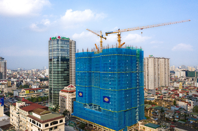 Có nên tiếp tục mua cổ phiếu ngành bất động sản? - Hình 2 Co nen tiep tuc mua co phieu nganh bat dong san?-Hinh-2