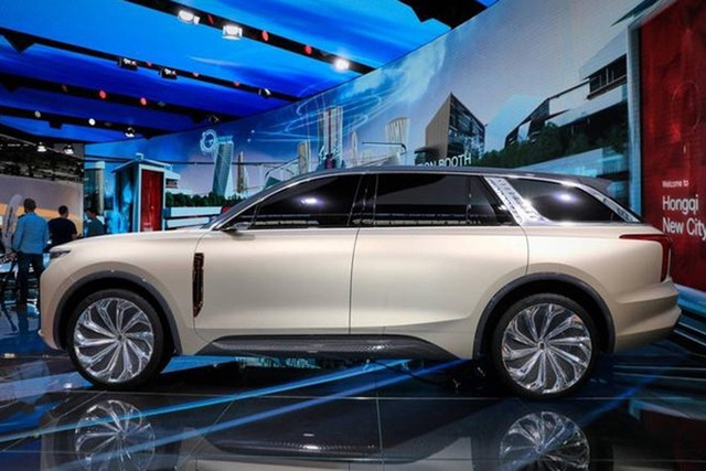 Khám phá siêu SUV của Trung Quốc chạy điện giống Rolls Royce - Hình 4 Kham pha sieu SUV cua Trung Quoc chay dien giong Rolls Royce-Hinh-4