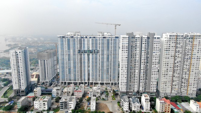 Đây là 4 con đường ken đặc chung cư ở Sài Gòn, khách nghĩ kỹ trước khi xuống tiền - Hình 26 Day la 4 con duong ken dac chung cu o Sai Gon, khach nghi ky truoc khi xuong tien-Hinh-26