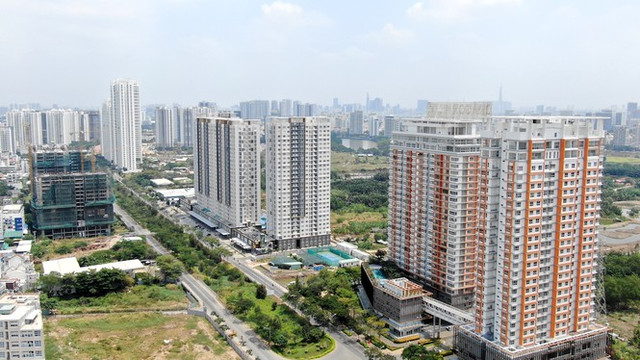 Đây là 4 con đường ken đặc chung cư ở Sài Gòn, khách nghĩ kỹ trước khi xuống tiền - Hình 49 Day la 4 con duong ken dac chung cu o Sai Gon, khach nghi ky truoc khi xuong tien-Hinh-49